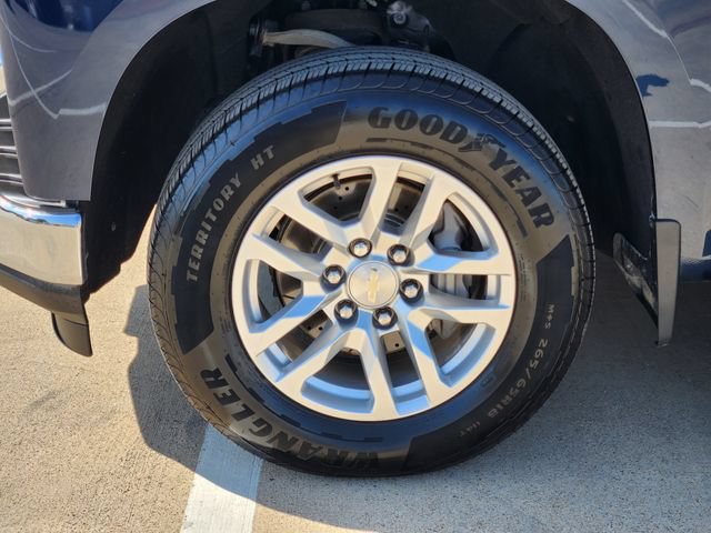 Used 2019 Chevrolet Silverado 1500 LT w/ Texas Edition AWD/4WD image 17