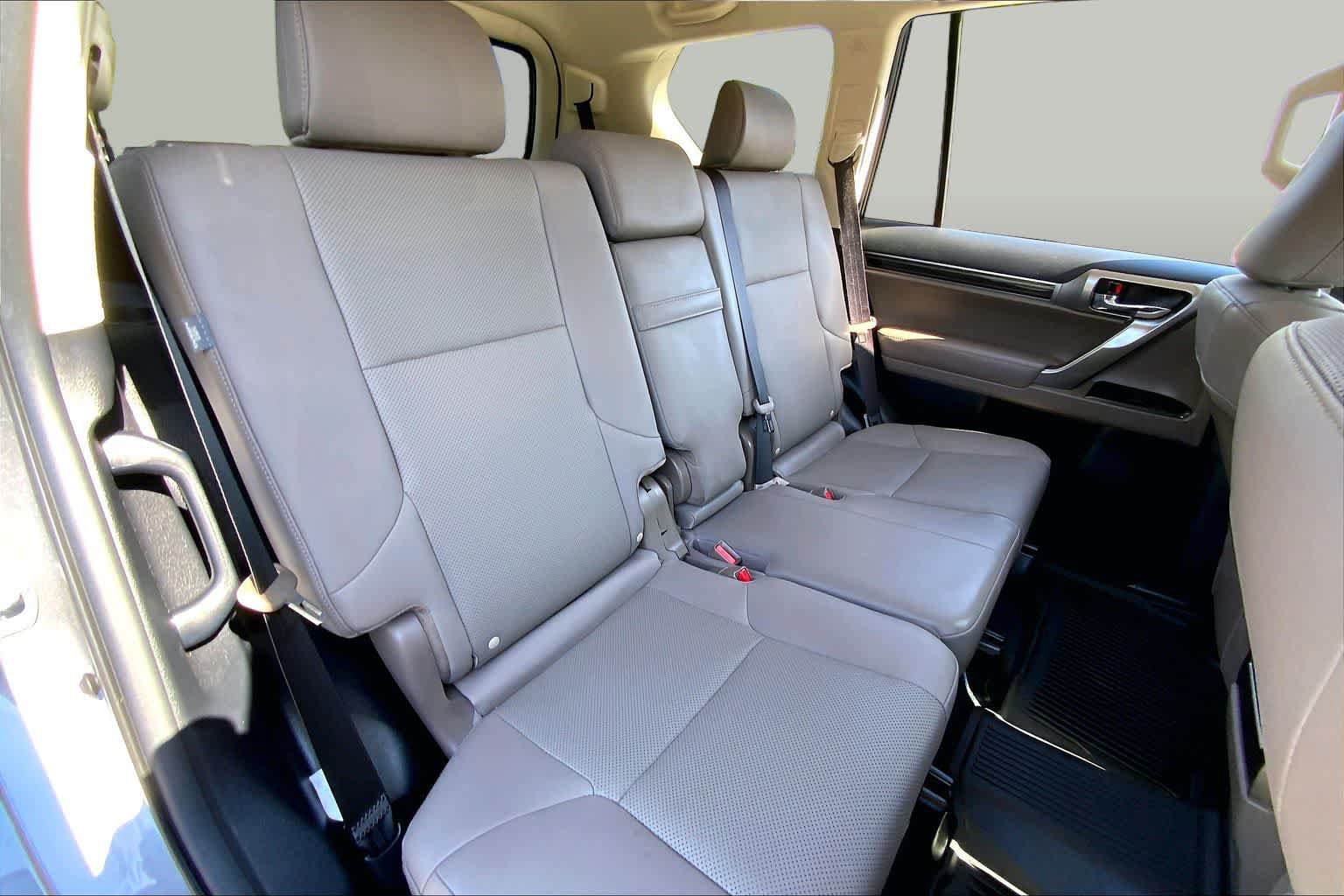 Used 2023 Lexus GX 460 Premium w/ Premium Package AWD/4WD image 20