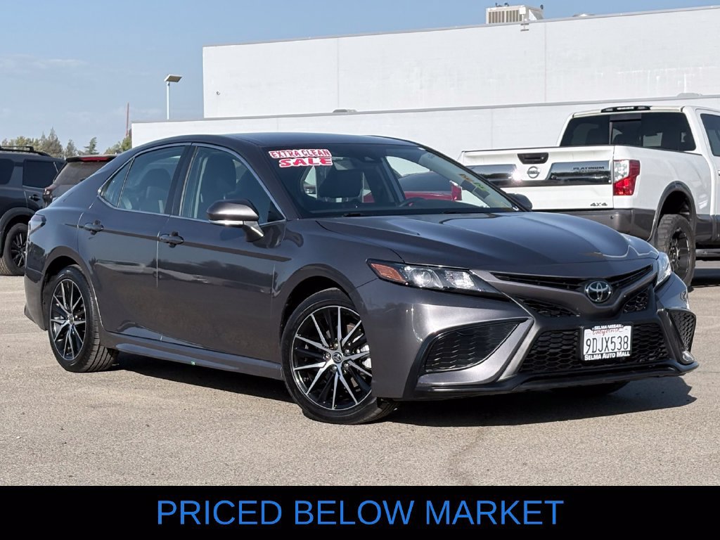 Used 2023 Toyota Camry SE w/ Protection Package (Q2) (TMS) FWD image 2