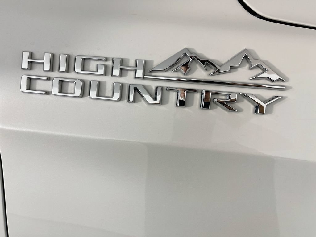 Used 2023 Chevrolet Tahoe High Country AWD/4WD image 42