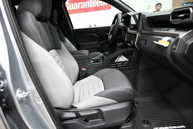 New 2026 Toyota Tacoma TRD Off-Road image 12