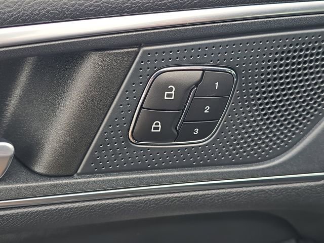 Certified 2023 Ford Edge ST AWD/4WD image 11