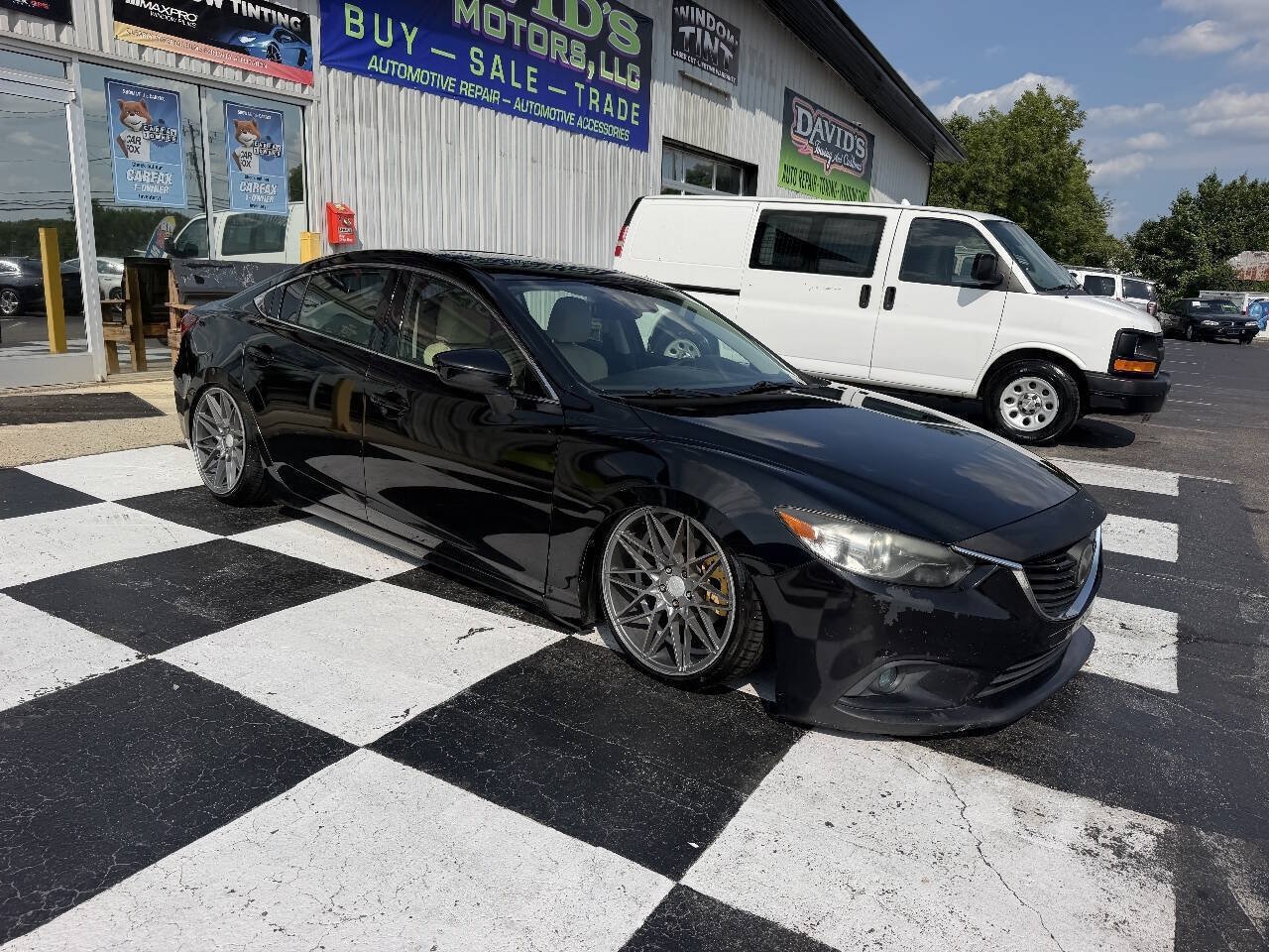 Used 2015 MAZDA MAZDA6 Grand Touring w/ GT Technology Package FWD image 3