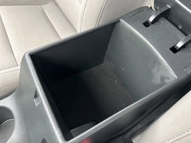 Used 2019 Hyundai Elantra SE image 28