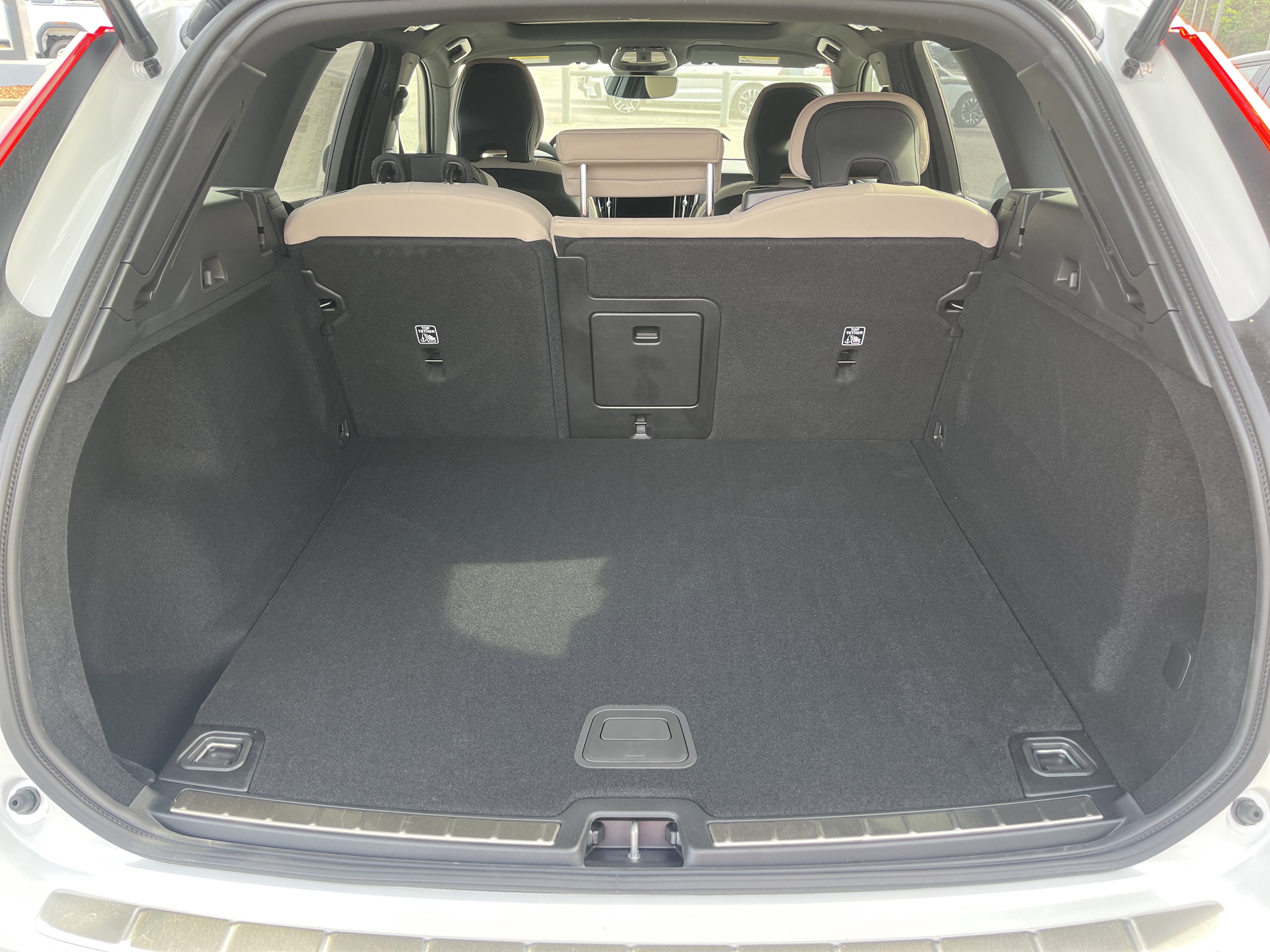 New 2026 Volvo XC60 B5 Plus w/ Protection Package Premier image 8