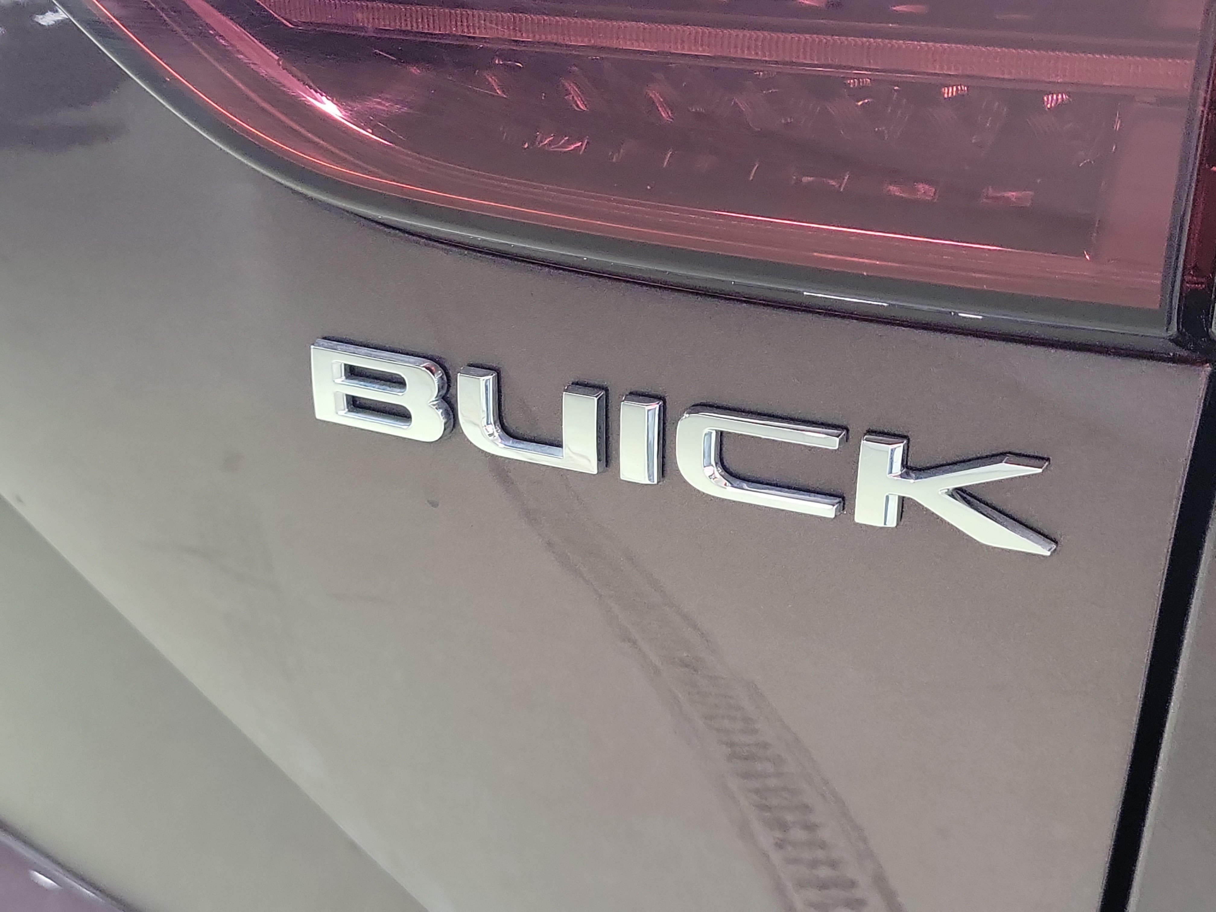 Used 2024 Buick Envision Preferred AWD/4WD image 7