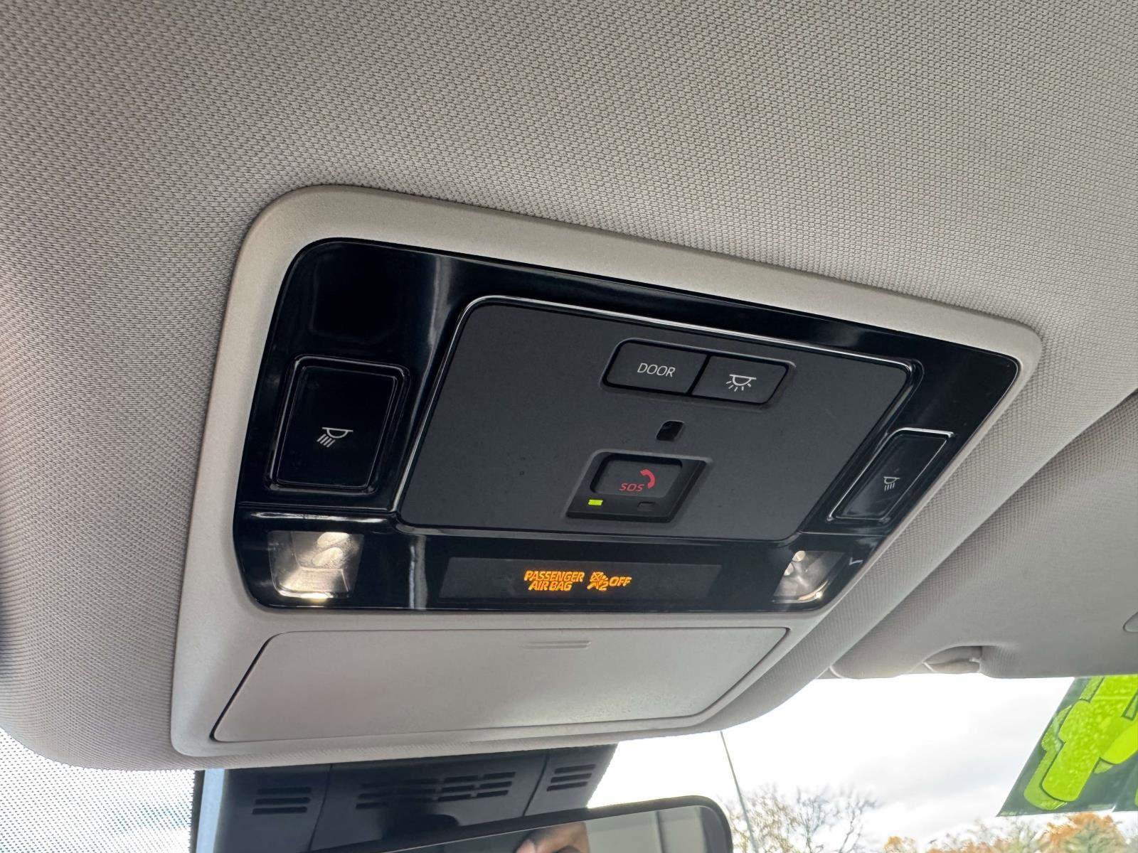 Used 2024 Toyota Grand Highlander XLE image 31