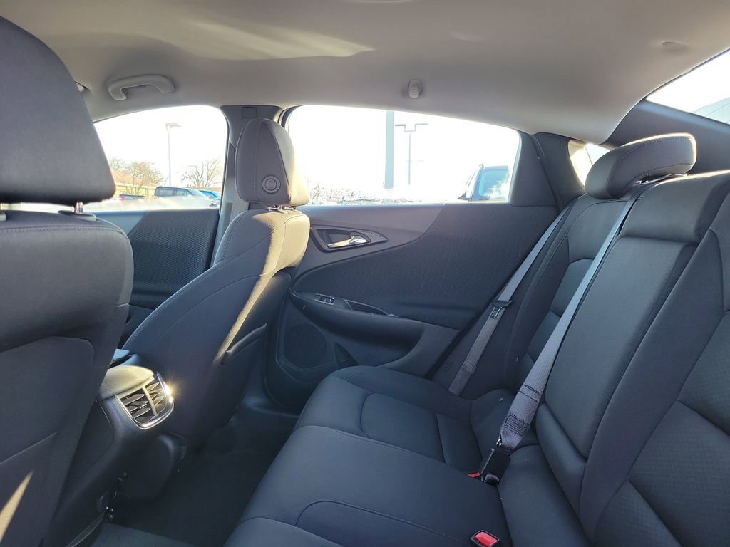 Used 2024 Chevrolet Malibu LT image 13