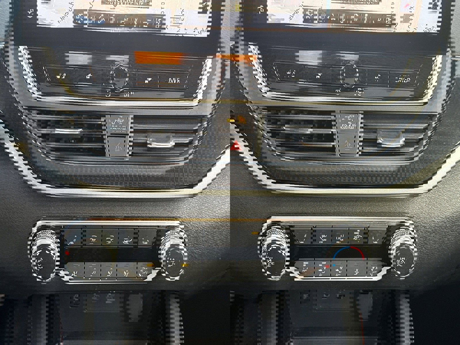 Used 2024 Nissan Altima 2.5 SR w/ SR Premium Package image 30