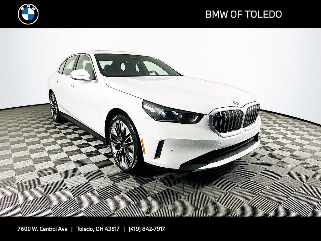 New 2026 BMW 530i xDrive image 1