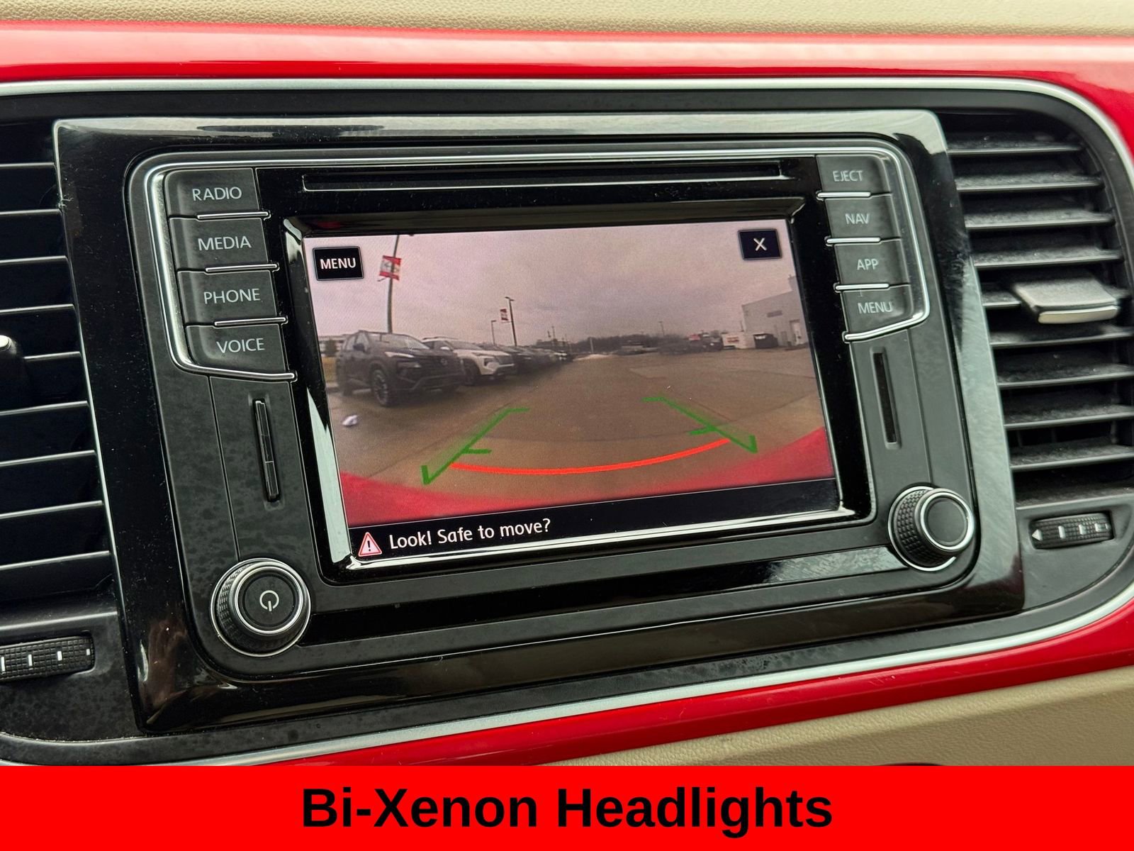 Used 2019 Volkswagen Beetle 2.0T SE image 18