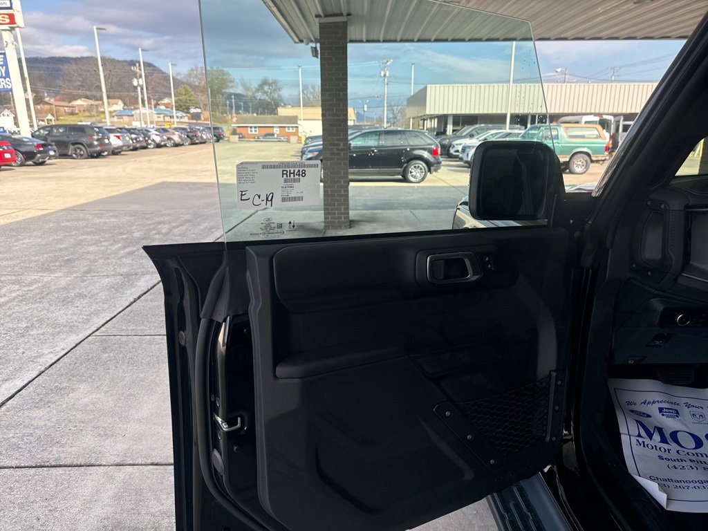 New 2025 Ford Bronco Outer Banks image 14