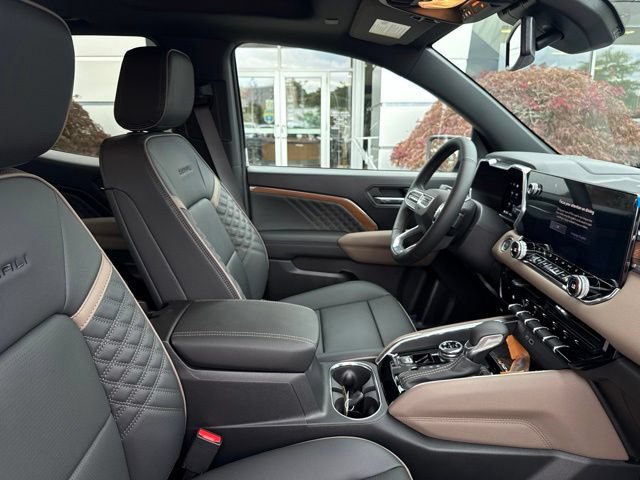 New 2026 GMC Canyon Denali w/ LPO, Denali Black Edition AWD/4WD image 28