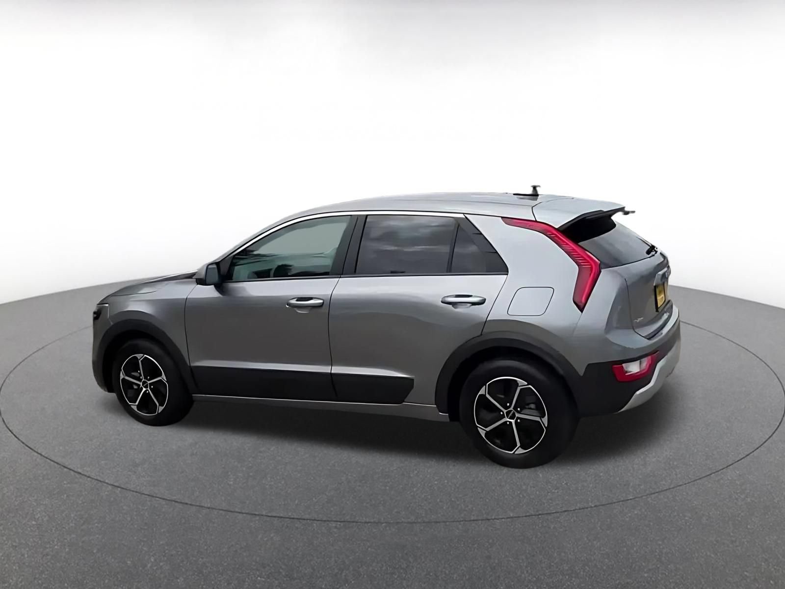 Used 2026 Kia Niro LX FWD image 10