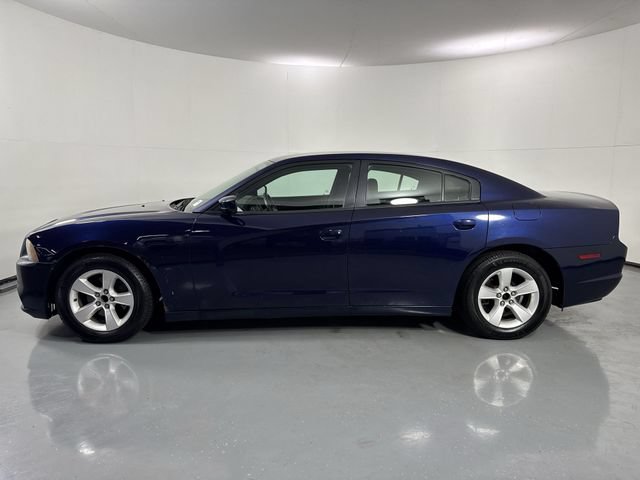 Used 2013 Dodge Charger SE RWD image 27
