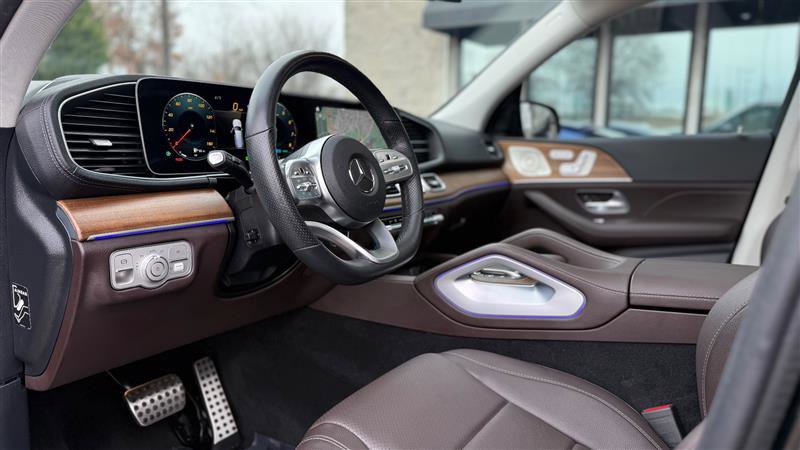Used 2023 Mercedes-Benz GLS 450 4MATIC w/ AMG Line Exterior image 15