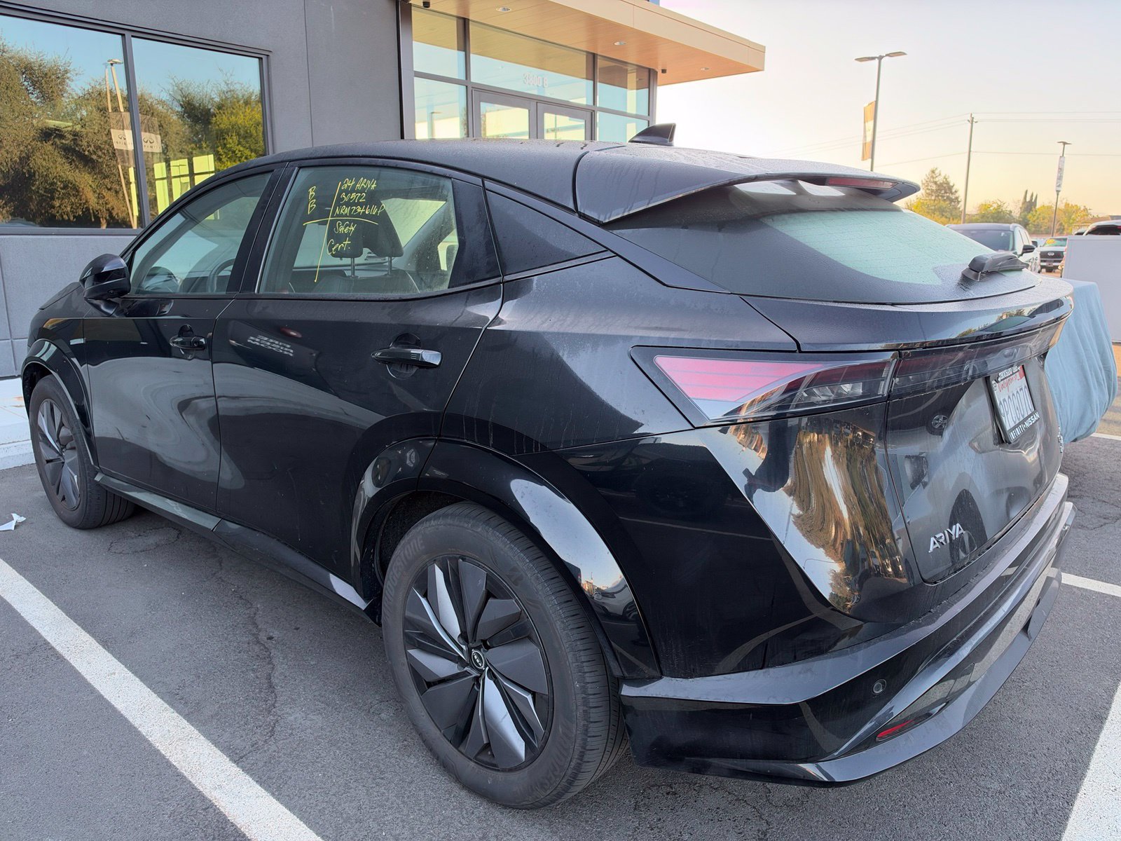 Used 2024 Nissan Ariya AWD image 5