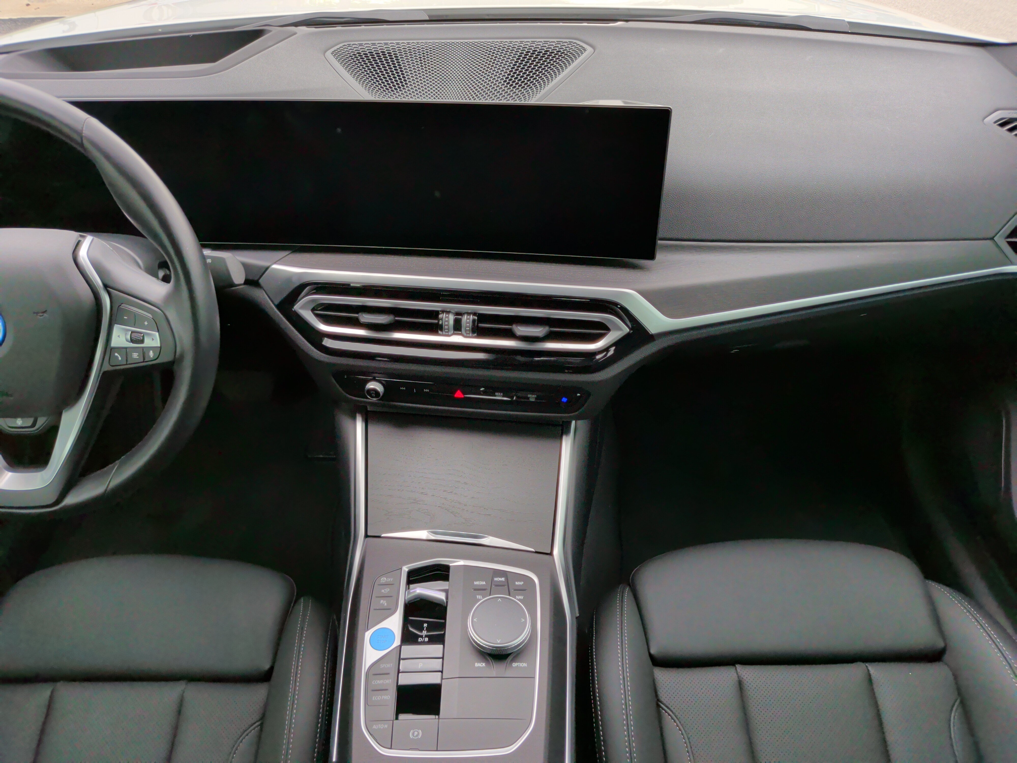 Certified 2024 BMW i4 eDrive35 w/ Premium Package RWD image 33