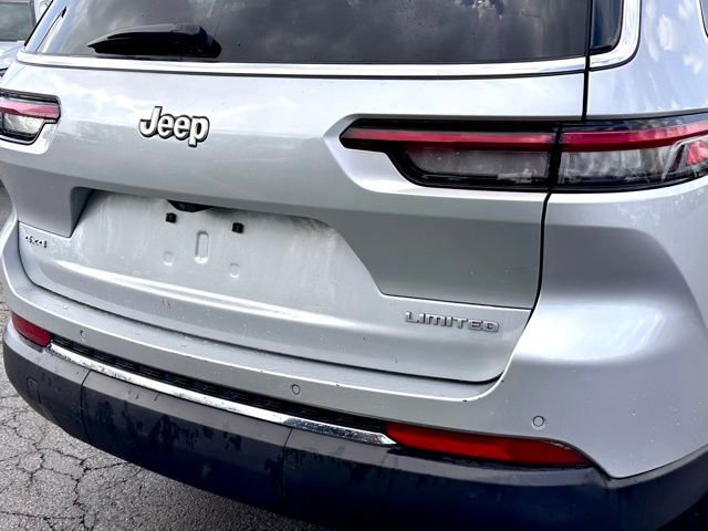Used 2024 Jeep Grand Cherokee L Limited w/ Luxury Tech Group II image 12