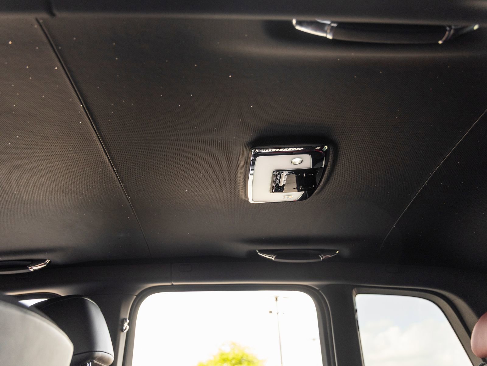 Certified 2023 Rolls-Royce Cullinan w/ Dark Exterior Package image 30