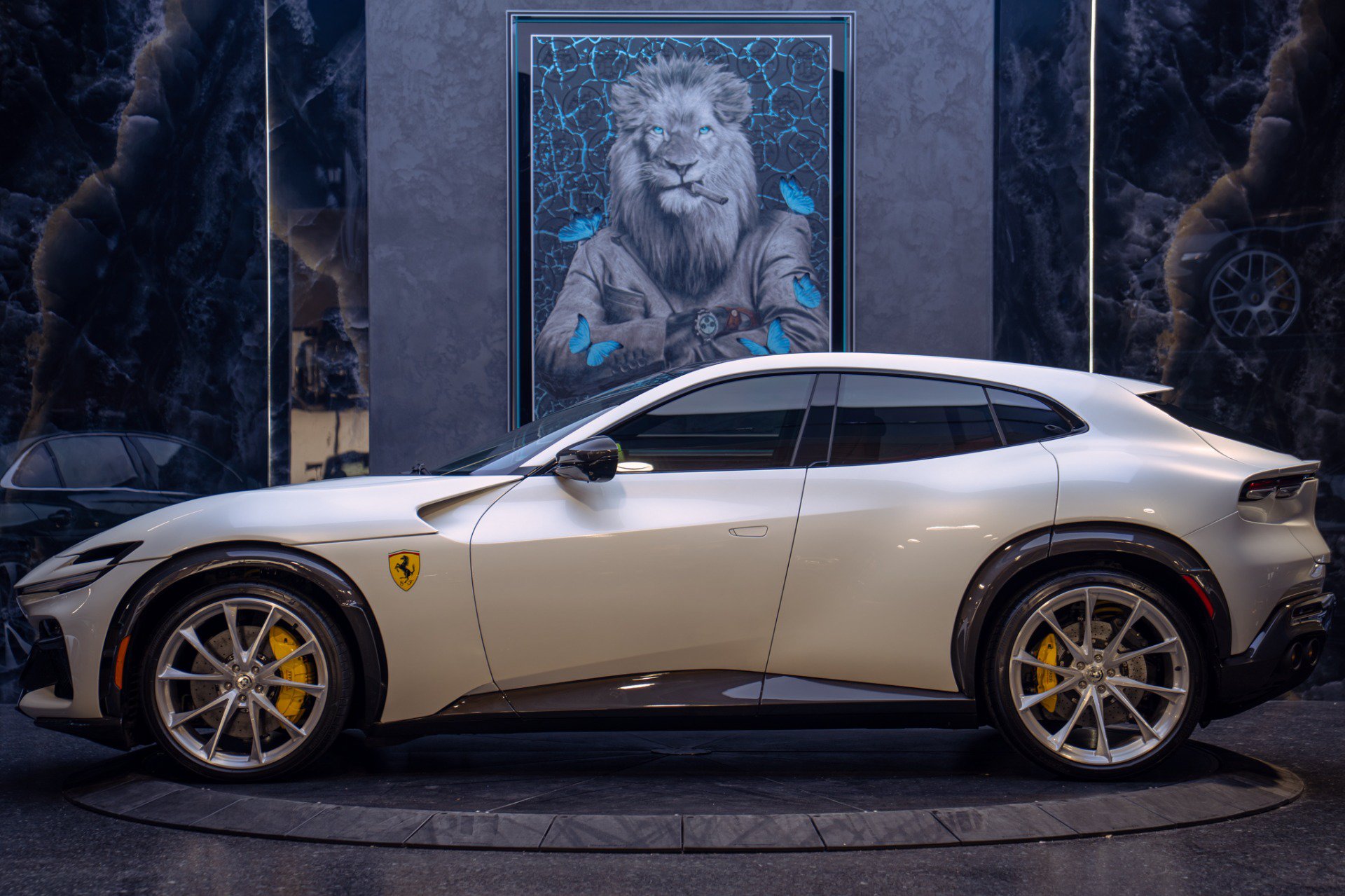 Used 2025 Ferrari Purosangue AWD/4WD image 6