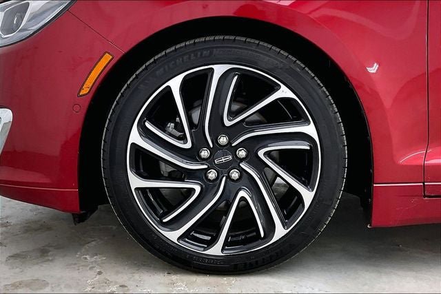 Used 2020 Lincoln MKZ Reserve w/ Luxury Package FWD image 10
