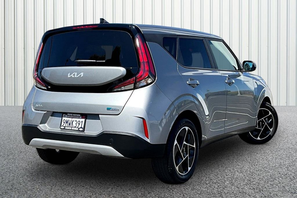 Used 2024 Kia Soul EX image 24