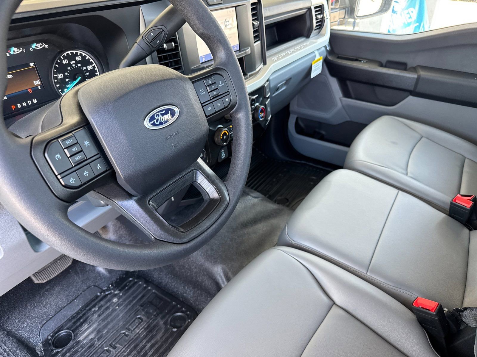 New 2025 Ford F450 XL w/ XL Chrome Package image 9