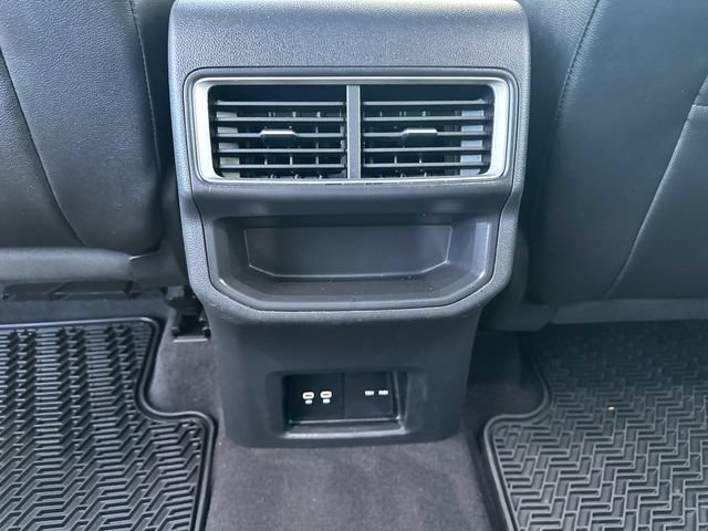 Certified 2024 Volkswagen Atlas Cross Sport SE w/ Panoramic Sunroof Package AWD/4WD image 34