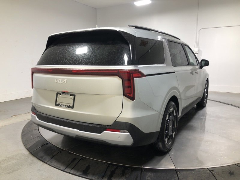 New 2026 Kia Carnival EX image 7