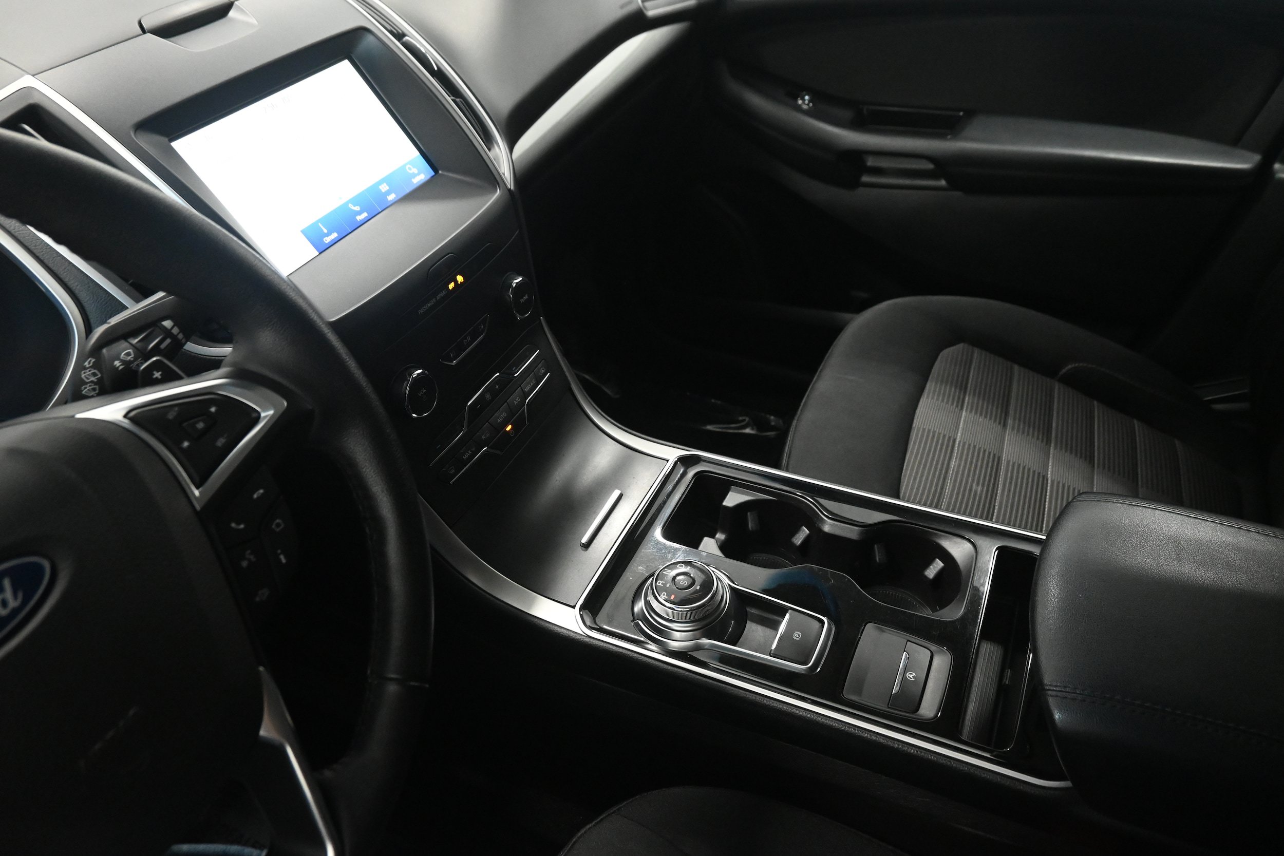 Used 2019 Ford Edge SEL AWD/4WD image 12