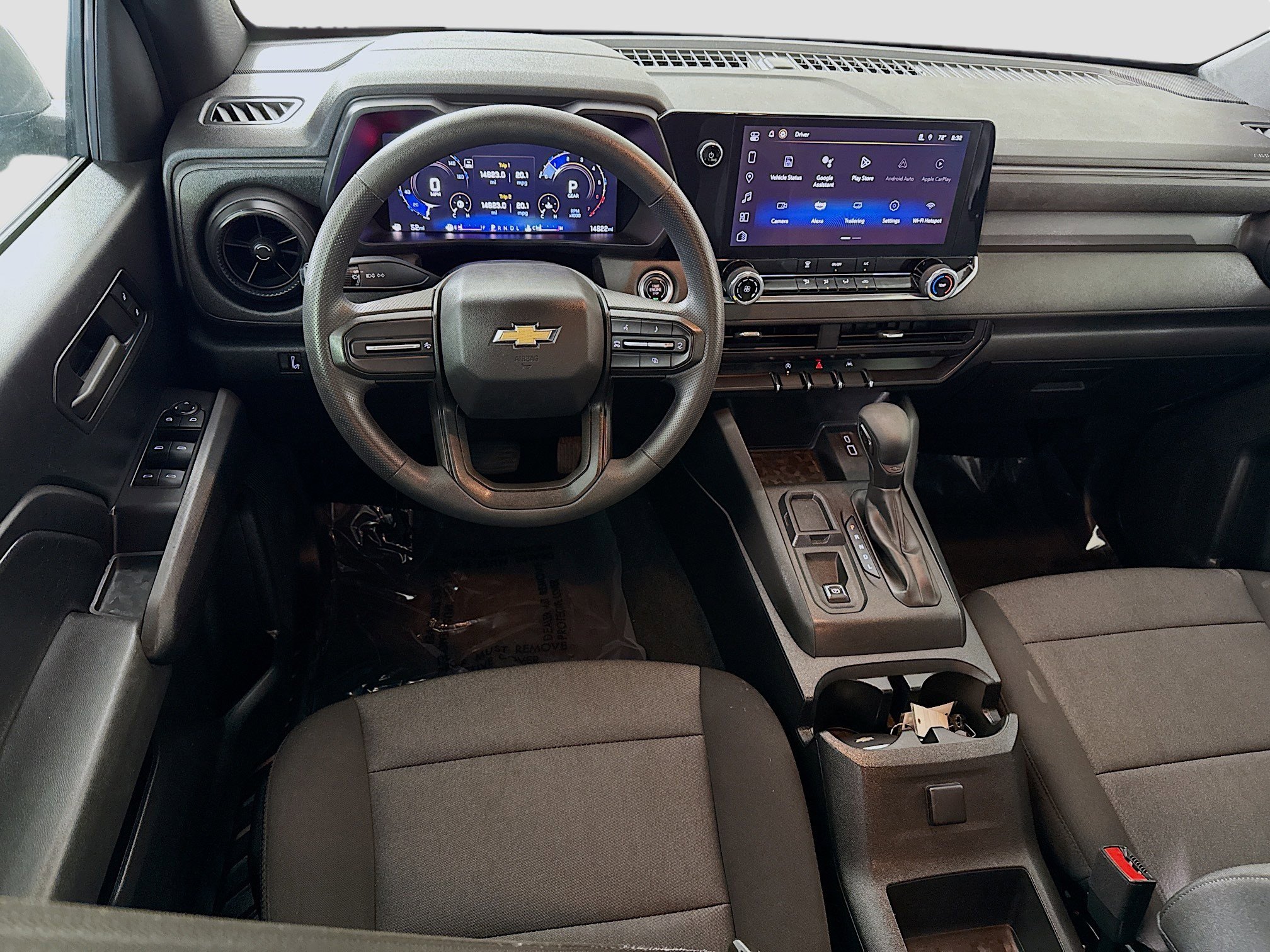 Used 2024 Chevrolet Colorado W/T image 17