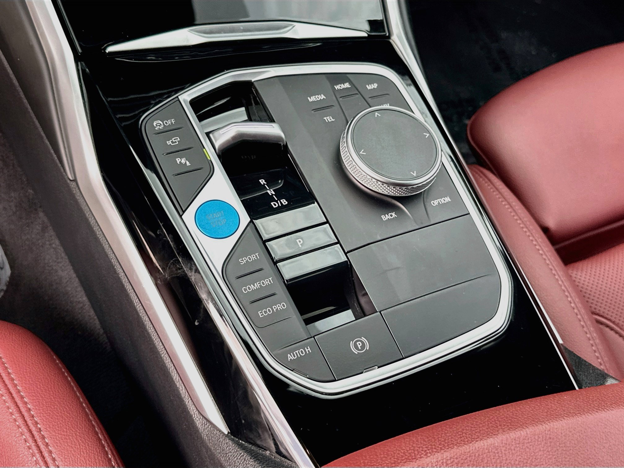 Certified 2024 BMW i4 eDrive35 w/ Premium Package RWD image 17