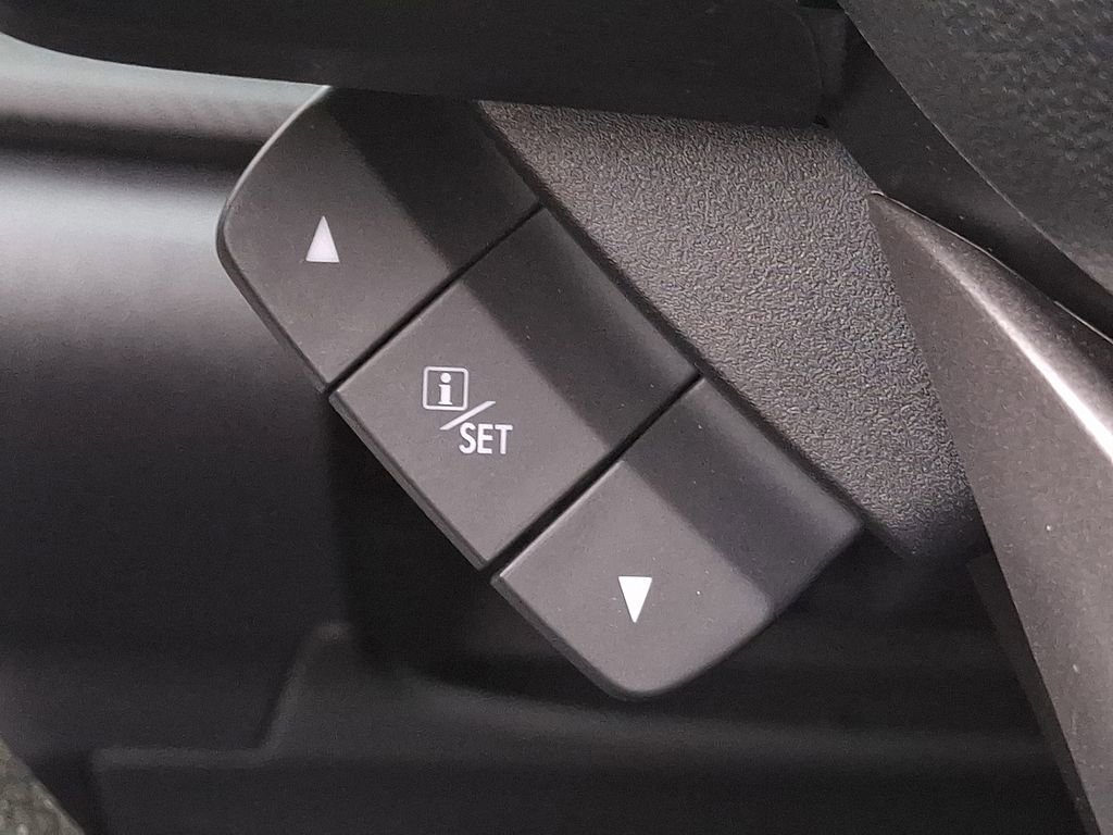 Used 2020 Subaru Impreza 2.0i image 19