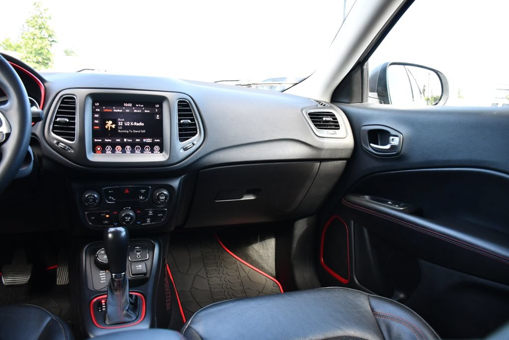 Used 2021 Jeep Compass Trailhawk AWD/4WD image 25