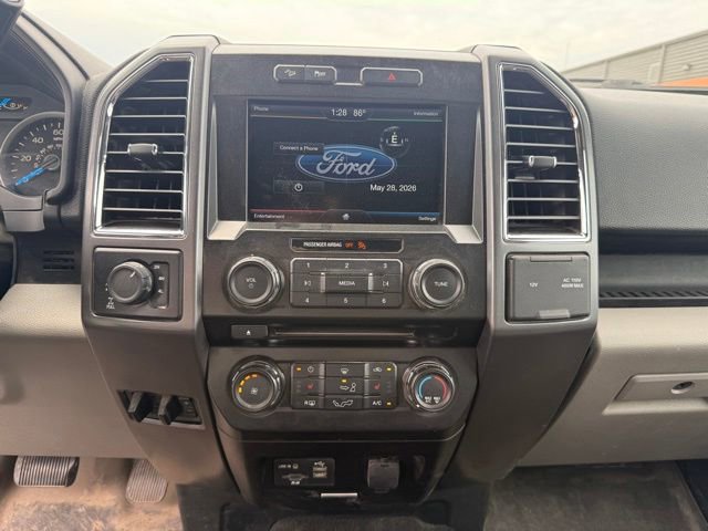 Used 2015 Ford F150 XLT w/ Equipment Group 302A Luxury AWD/4WD image 17