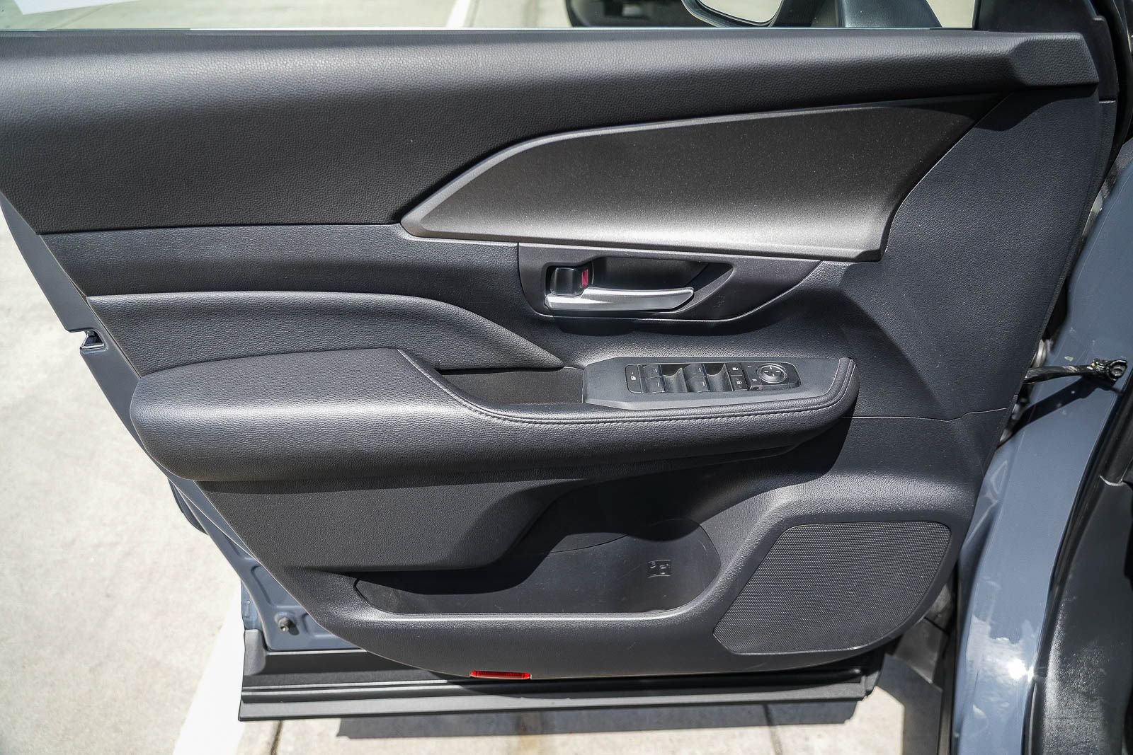 Certified 2024 Toyota Grand Highlander AWD image 20