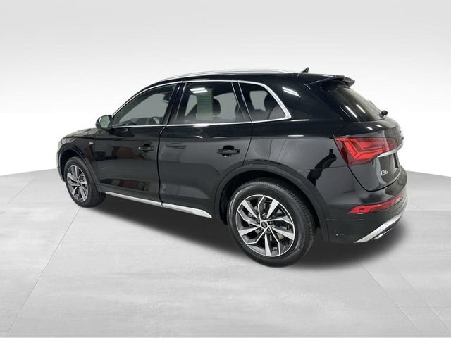 Used 2023 Audi Q5 2.0T Premium w/ Convenience Package AWD/4WD image 8