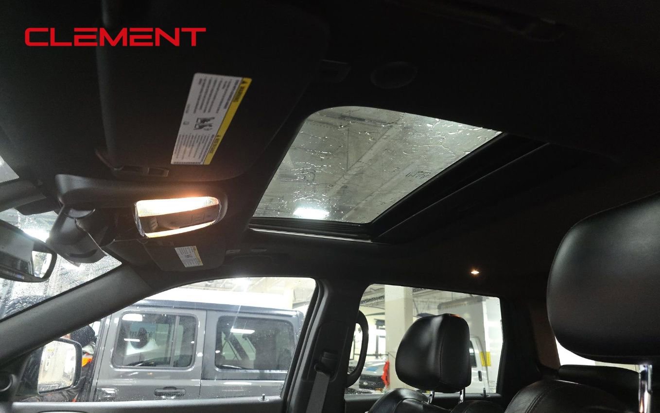 Used 2022 Jeep Grand Cherokee Laredo X image 19