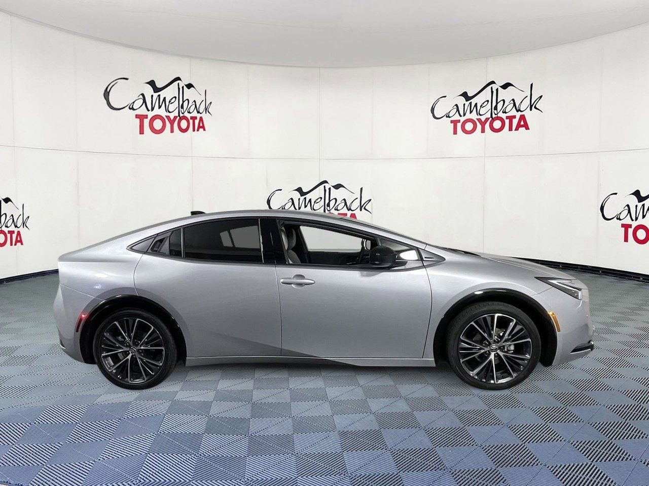 New 2026 Toyota Prius XLE image 9