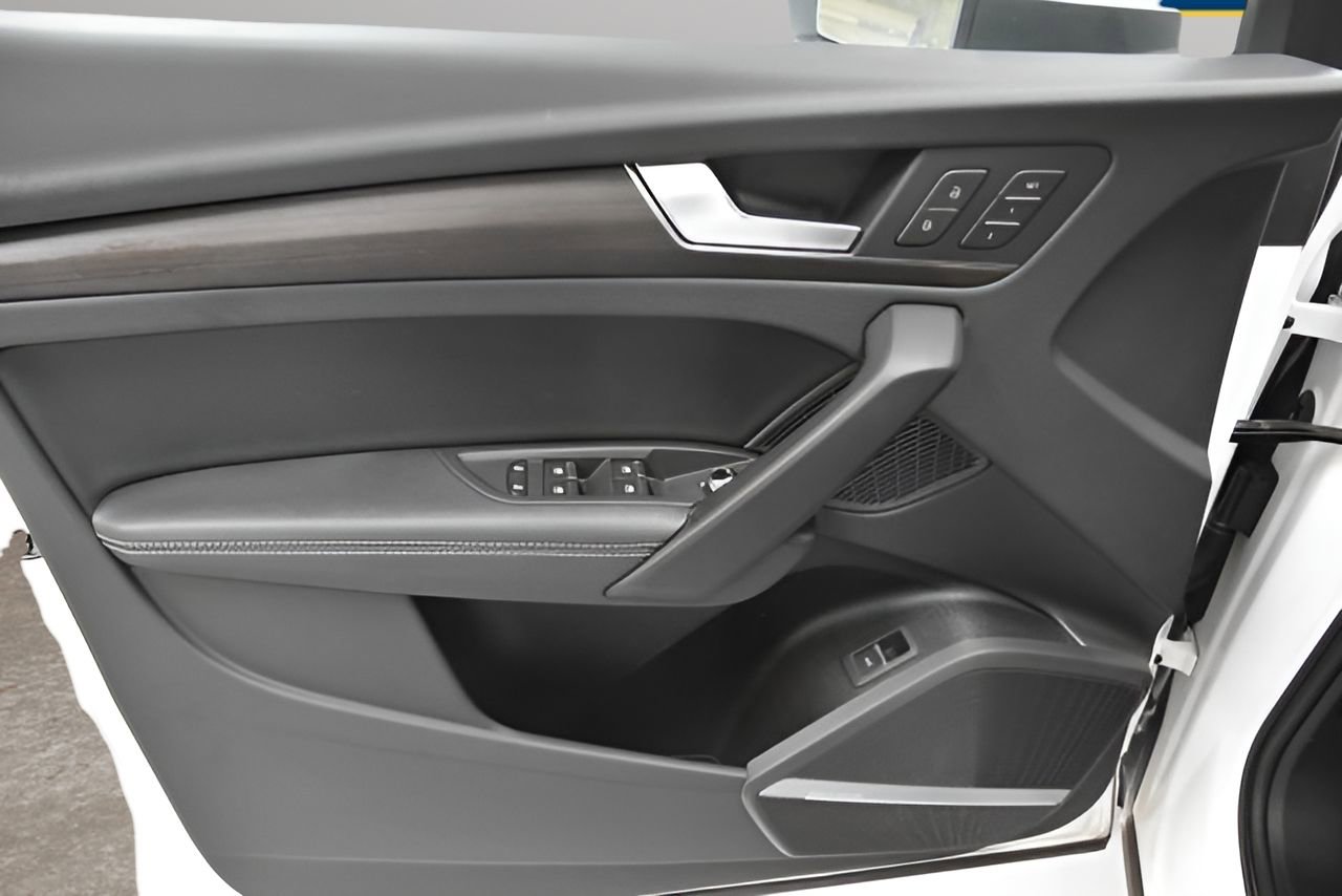 Used 2024 Audi Q5 2.0T Premium Plus image 35