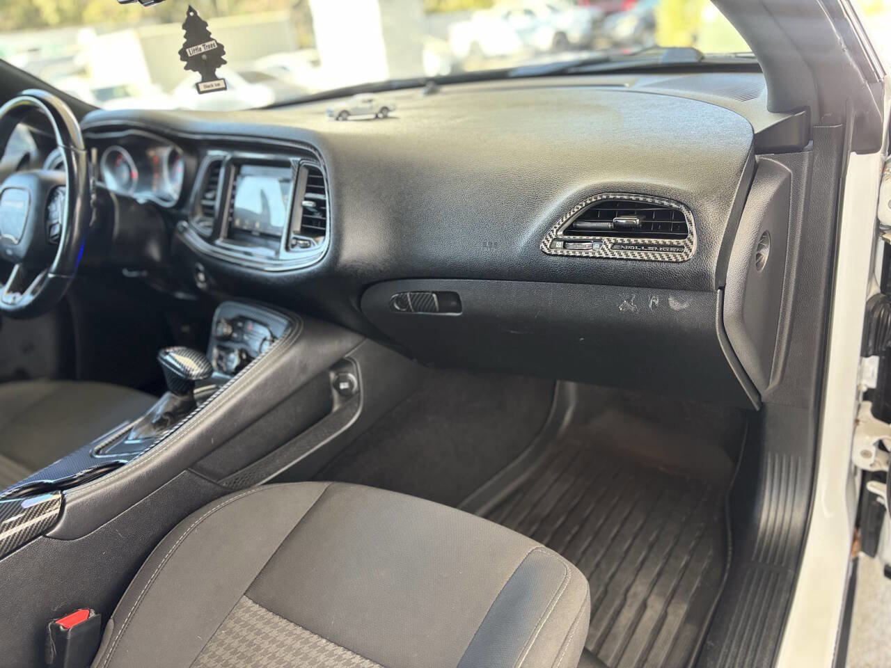 Used 2019 Dodge Challenger R/T image 25