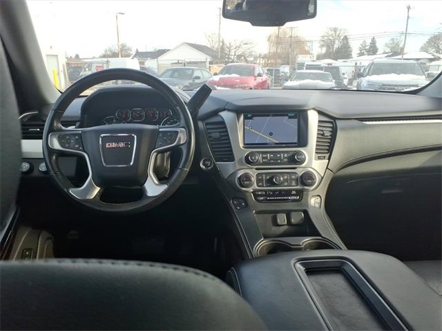 Used 2018 GMC Yukon SLT w/ Premium Edition image 11