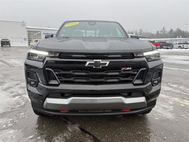 Used 2024 Chevrolet Colorado Z71 w/ Advanced Trailering Package image 3