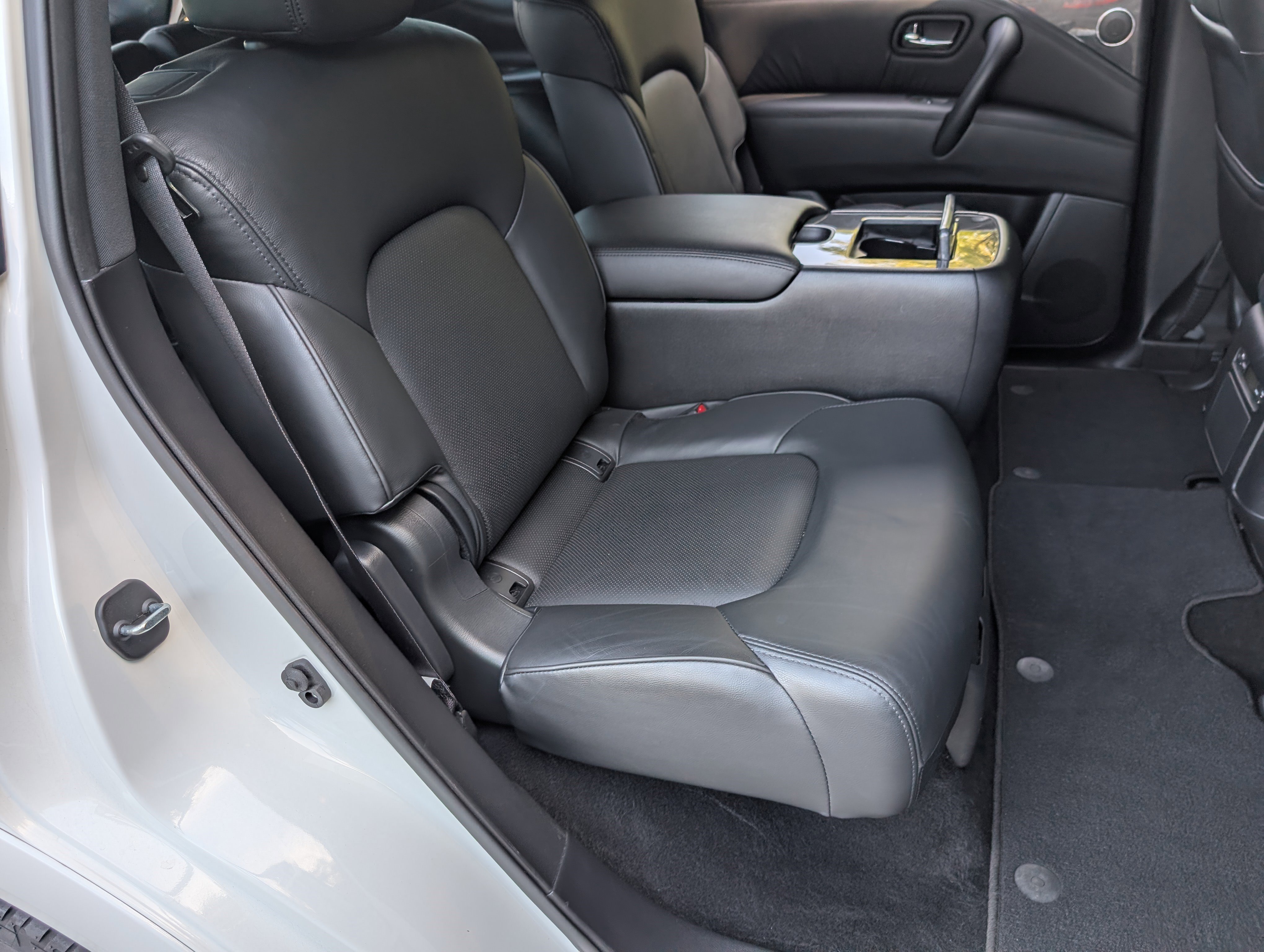 Used 2023 Nissan Armada SL w/ Midnight Edition Package image 21