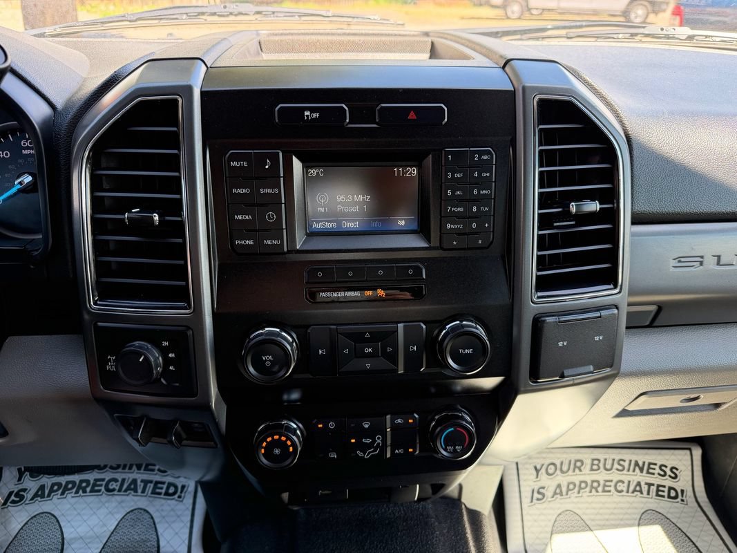 Used 2019 Ford F350 XLT AWD/4WD image 16