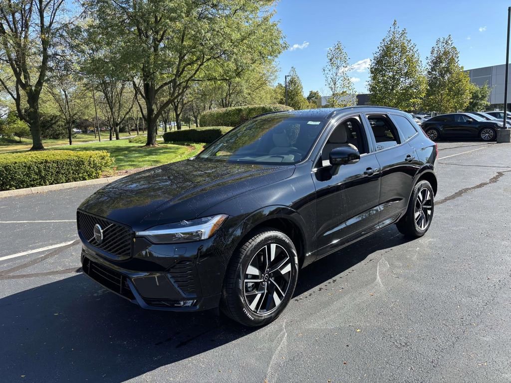 New 2026 Volvo XC60 B5 Plus w/ Protection Package Premier image 3