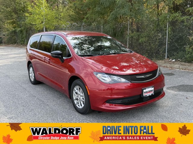 New 2027 Chrysler Pacifica LX FWD image 1