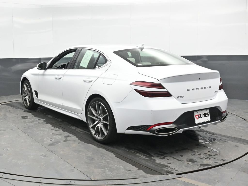 Used 2024 Genesis G70 2.5T image 10