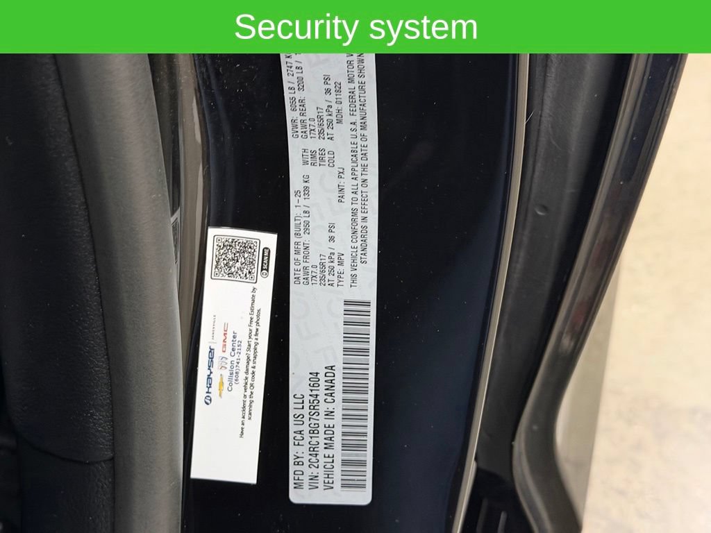 Used 2025 Chrysler Pacifica Select FWD image 25